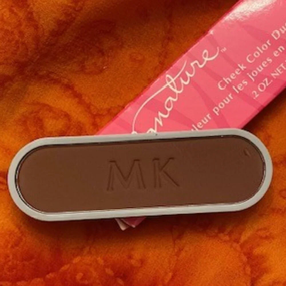 Mary Kay Cosmetics Signature Cheek Color